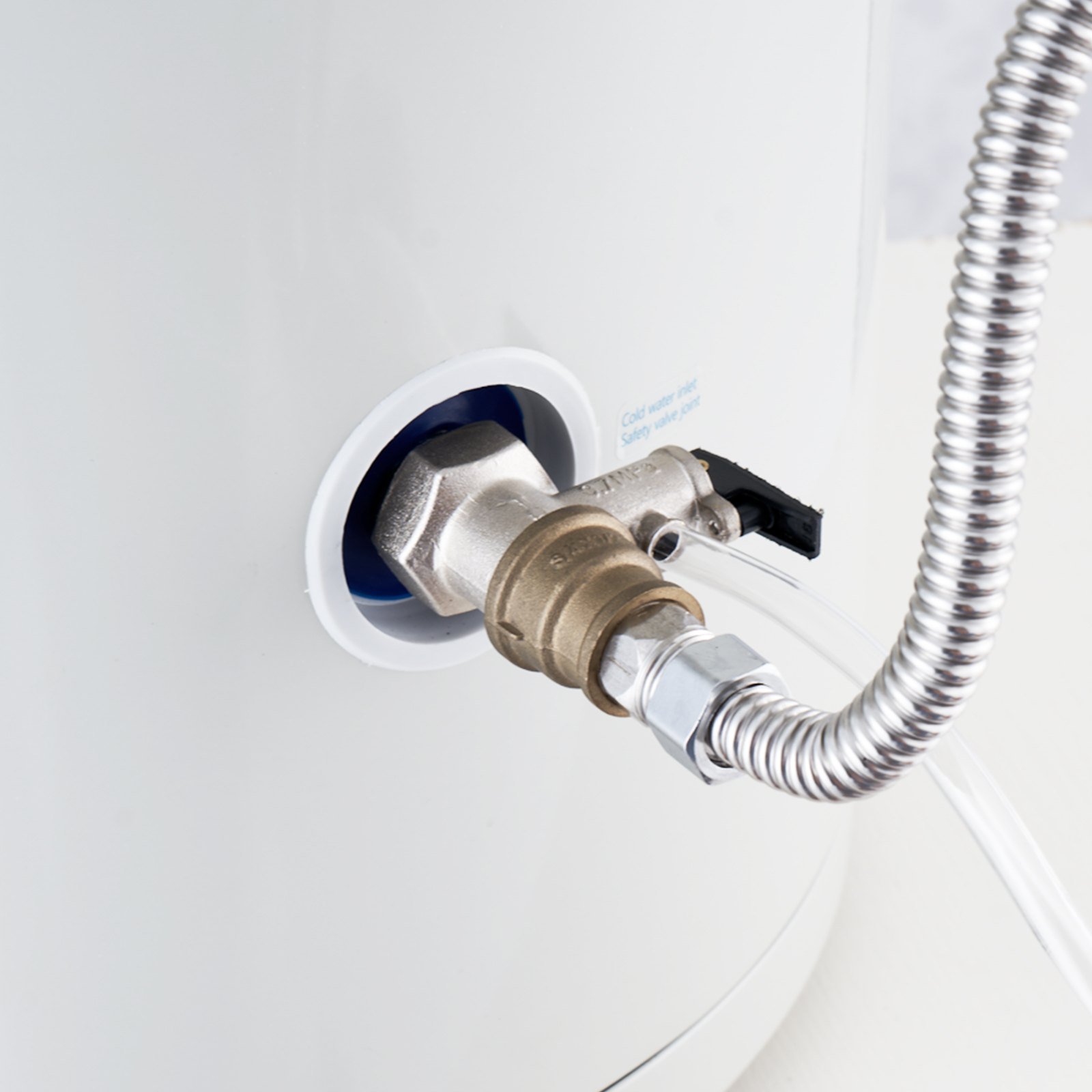 us_CSSRSQ40LXNLTWC46V1_original_img-v1_electric-water-heater-m100-11