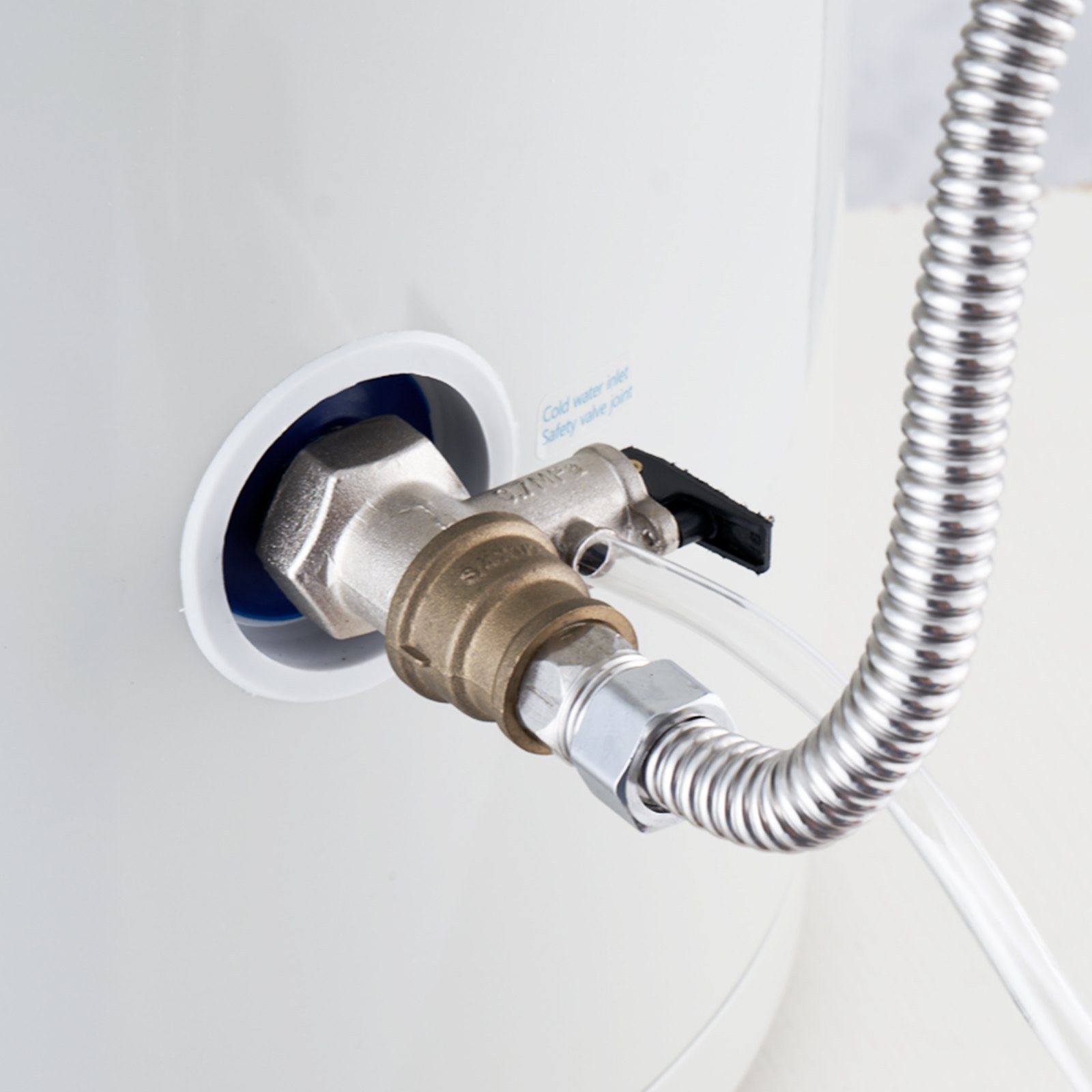 us_CSSRSQX70LLEDTVGIV1_original_img-v1_electric-water-heater-m100-11