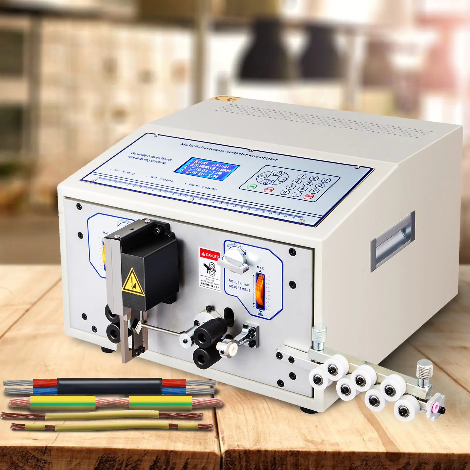 us_SWT508-SD4.5PFBXJV1_original_img-v8_wire-stripping-machine-m100-1.1