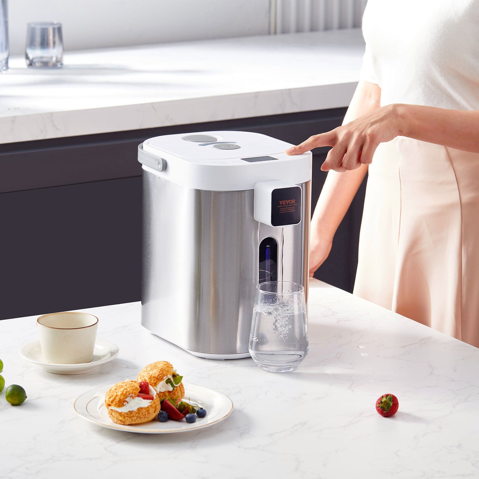 us_JRSH32L00000PW9GEV1_original_img-v2_hot-water-dispenser-m100-1.12