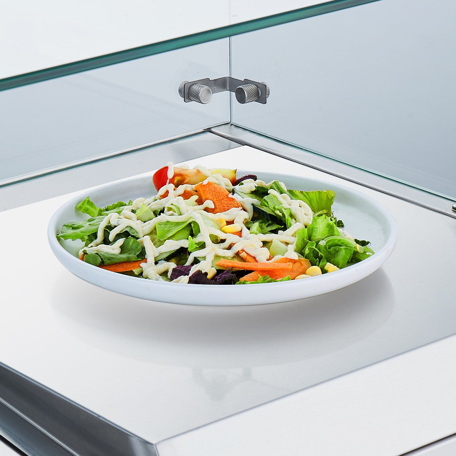 us_BLZLZDWT60YC62I18V1_original_img-v4_refrigerated-condiment-station-m100-12