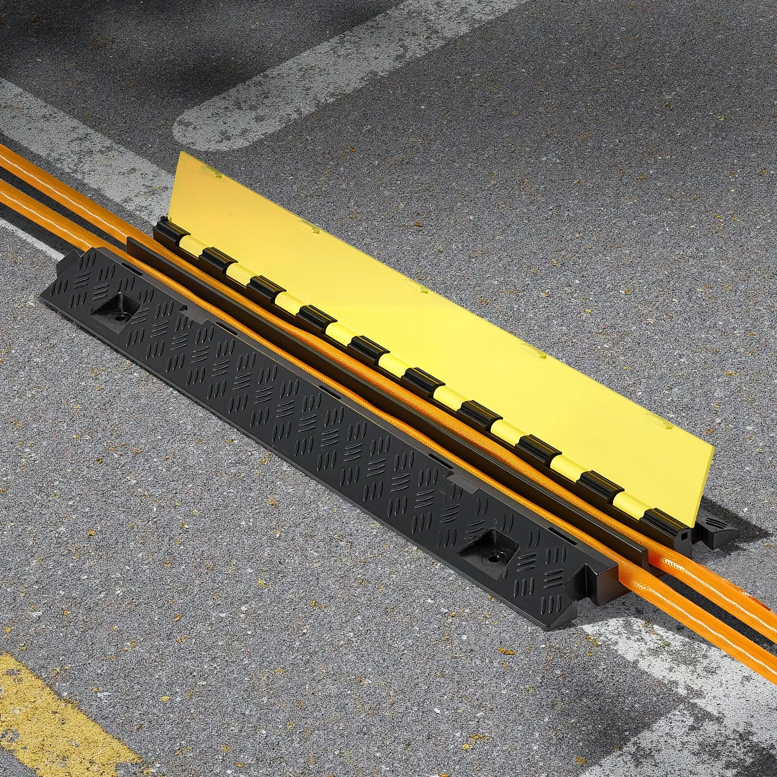 us_SKCDLBHPD2CTEZB4B001V0_original_img-v1_cable-protector-ramp-m100-1.12